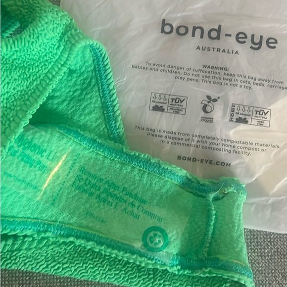 Bond Eye Swim Rico asymmetric one shoulder Cutout Swimsuit one Piece Green - Picture 14 of 16